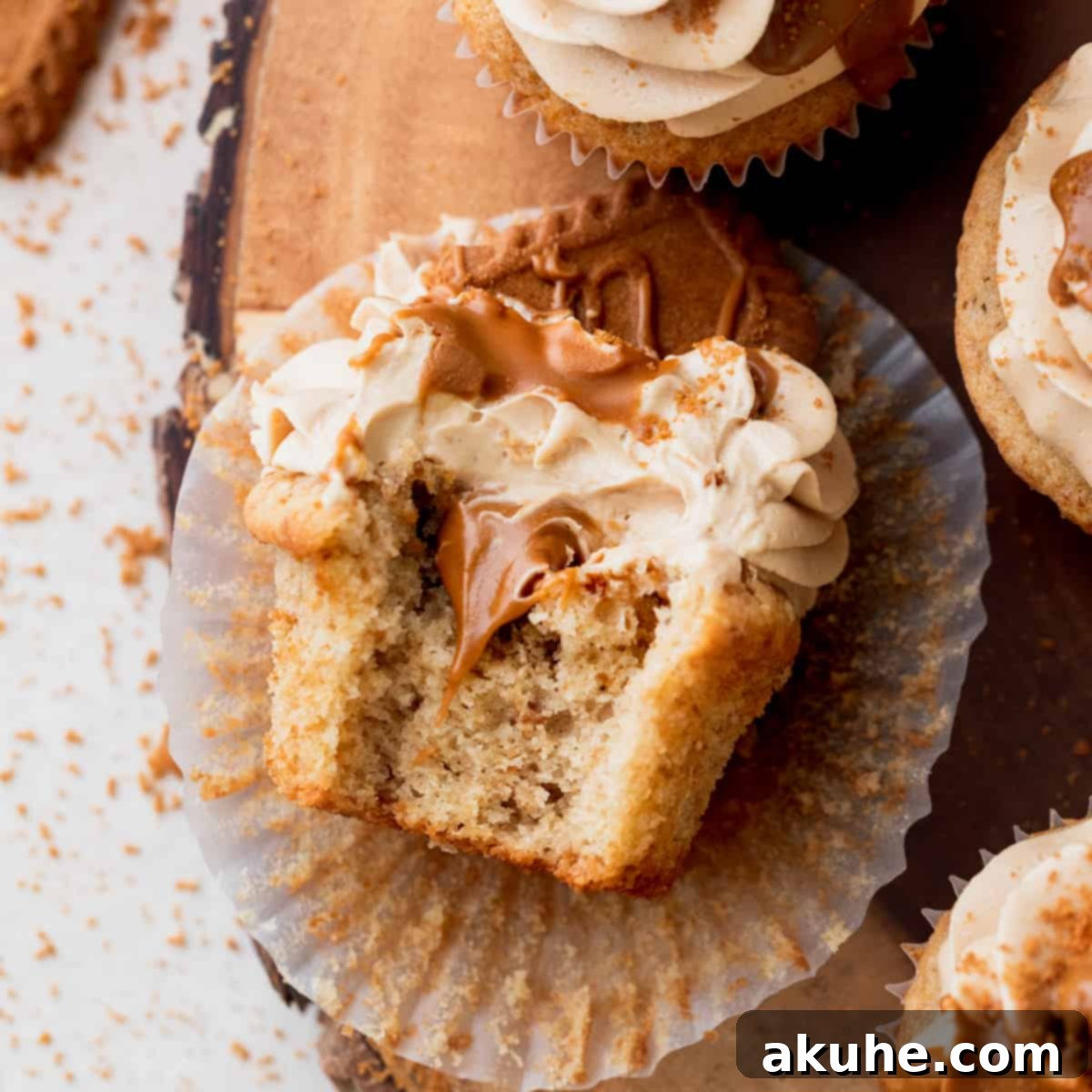 Irresistible Biscoff Cupcakes 1 featured 14303