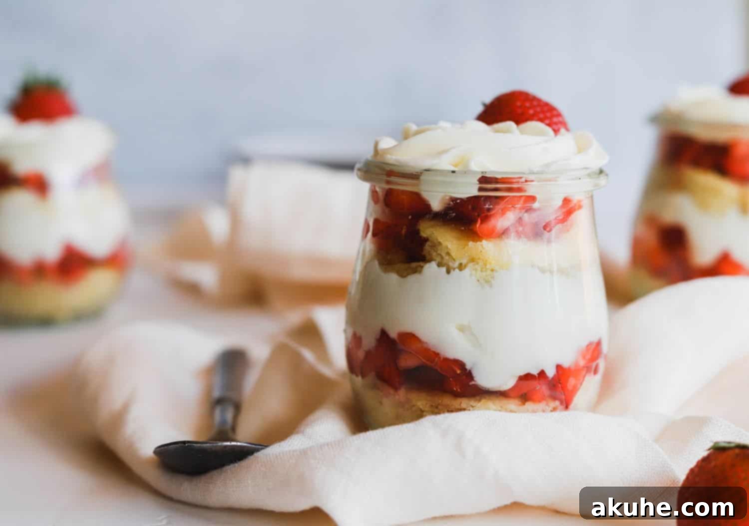 Effortless Strawberry Shortcake Delights 1 featured 1476