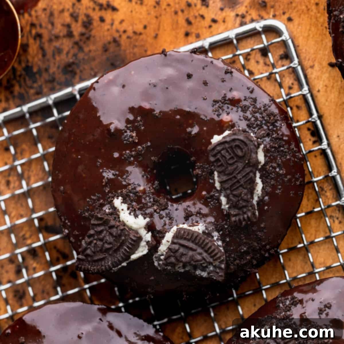 Cookies and Cream Doughnuts 1 featured 15906