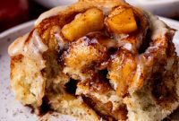 Homemade Apple Cinnamon Rolls
