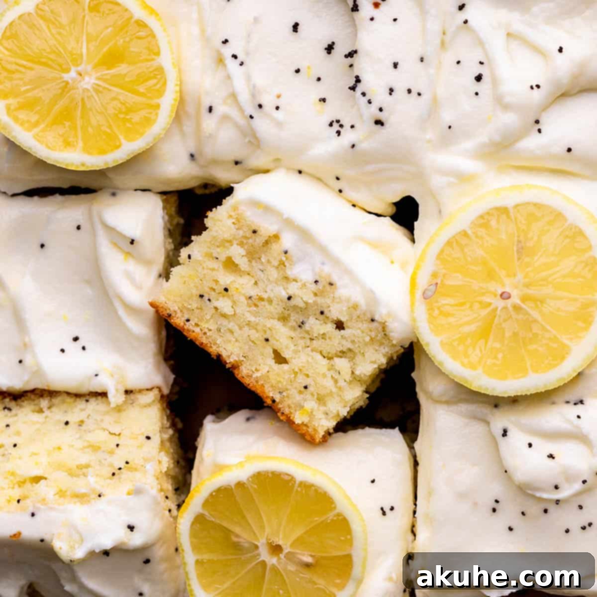 Bright Lemon Poppy Seed Cake 1 featured 18687