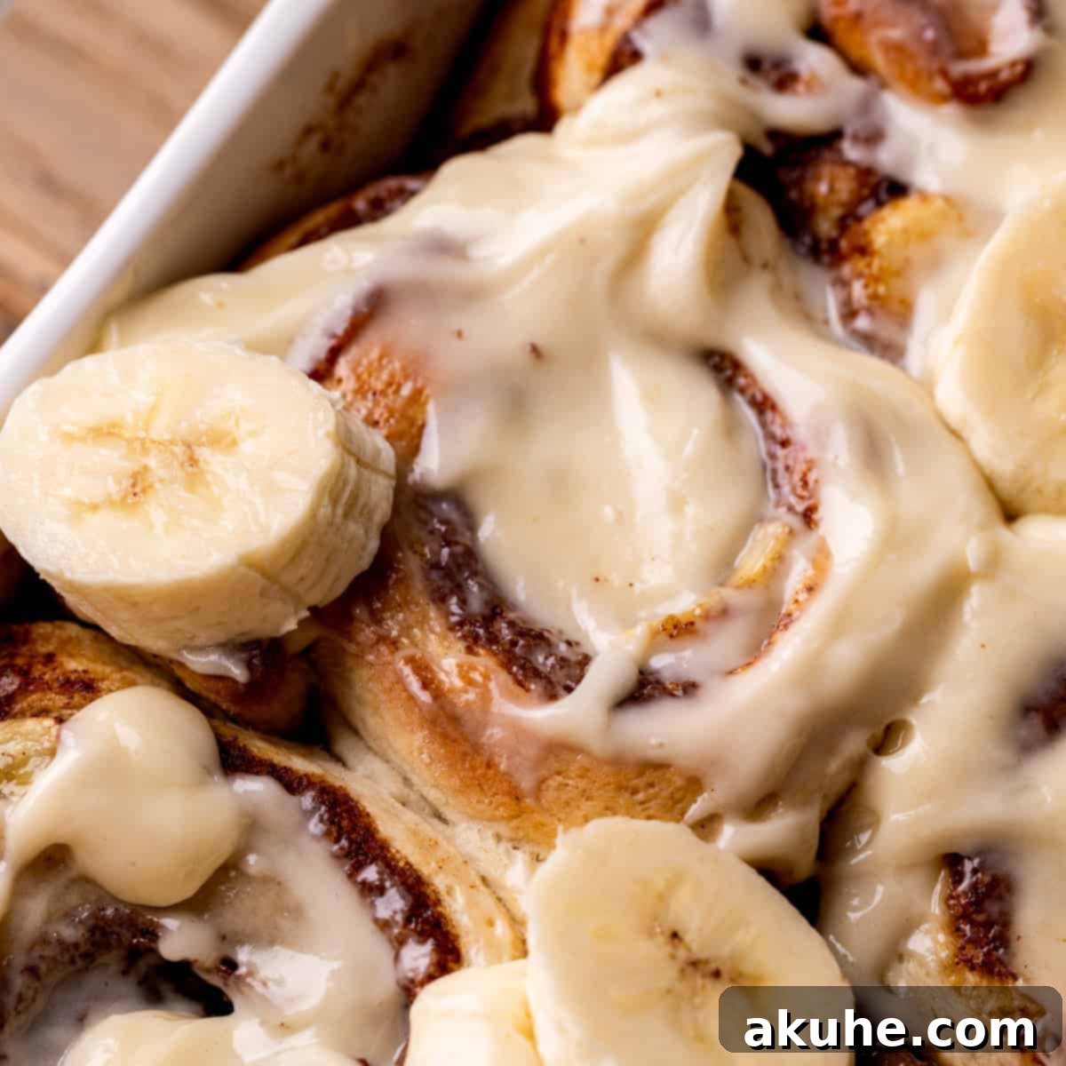 Banana Swirl Buns 1 featured 23709