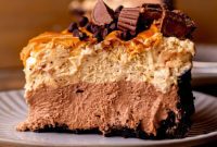Irresistible Chocolate Peanut Butter Pie