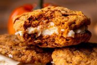 Spiced Pumpkin Oatmeal Cream Pies
