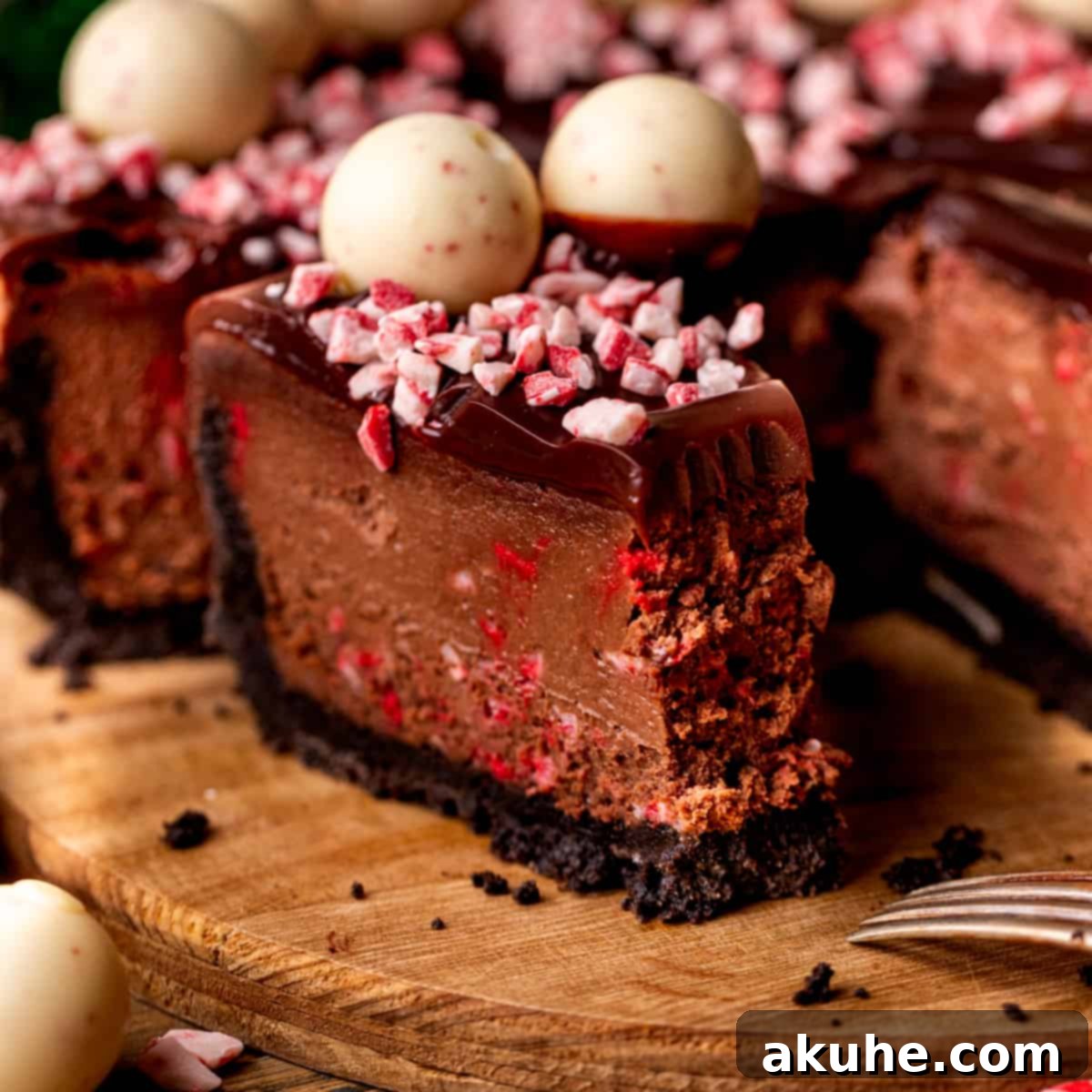 Peppermint Bark Cheesecake 1 featured 2780