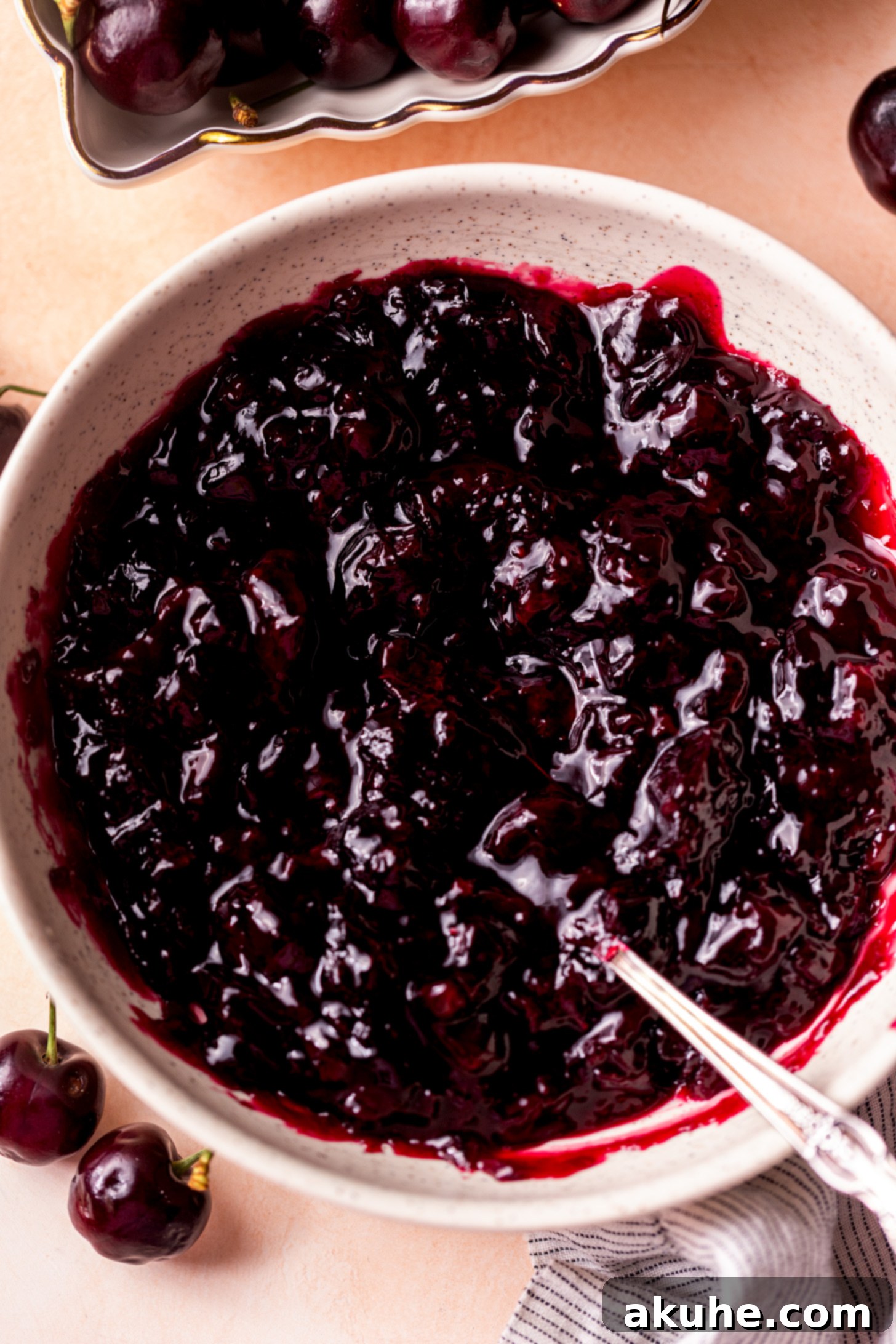 Homemade Cherry Pie Filling 1 featured 30091