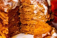 Warm Spiced Pumpkin Pancakes