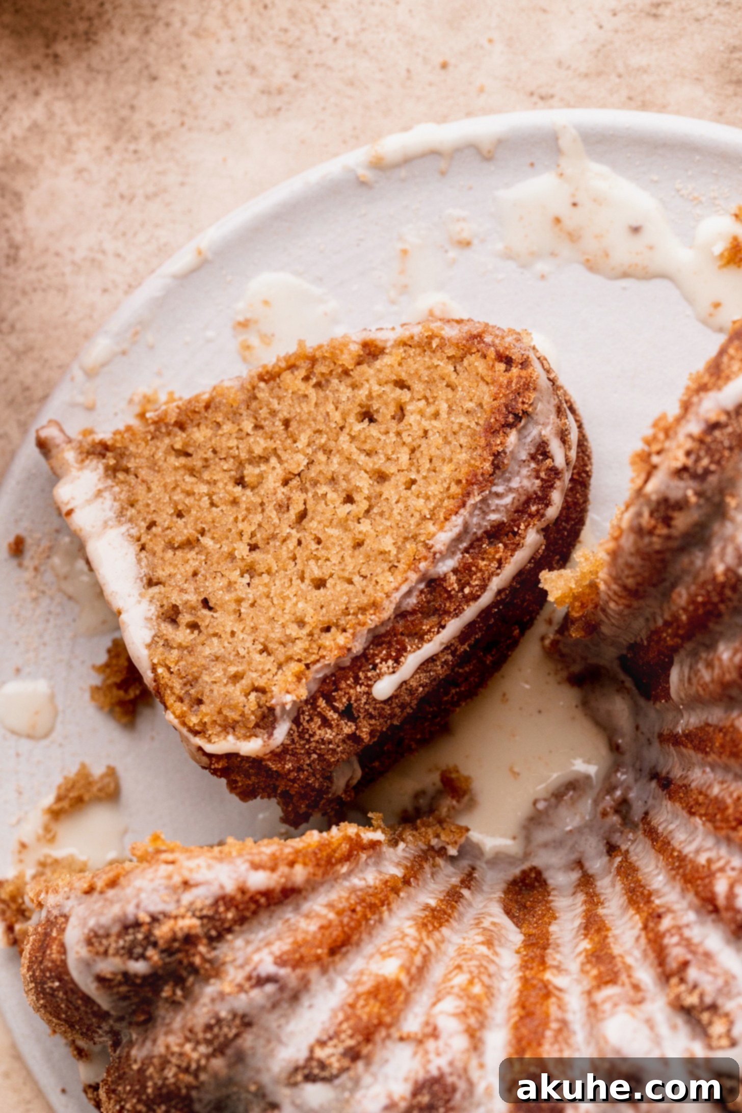 Spiced Apple Cider Donut Cake 1 featured 454